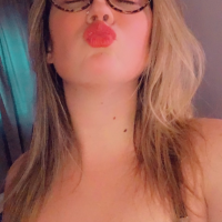 demi_e