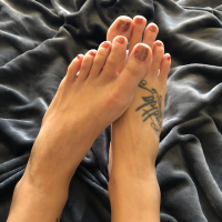 lola.toes