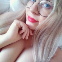 nathblondee