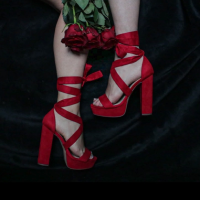 twin.feet1