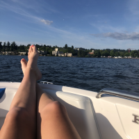 queen_of_feet_