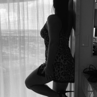 sexynsultry4u2worship