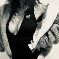 jennifer.hot