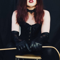 kira_domme