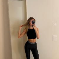 nadia_noir