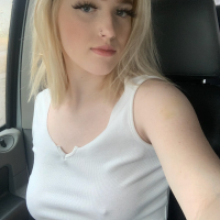 barely18bunny