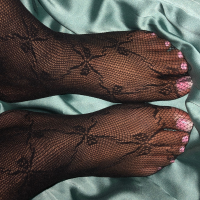 tori_tootsies